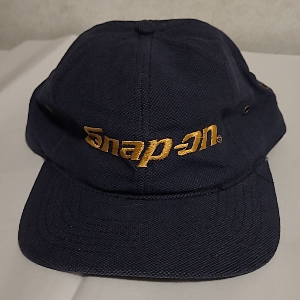 Vintage SNAP ON blue cap